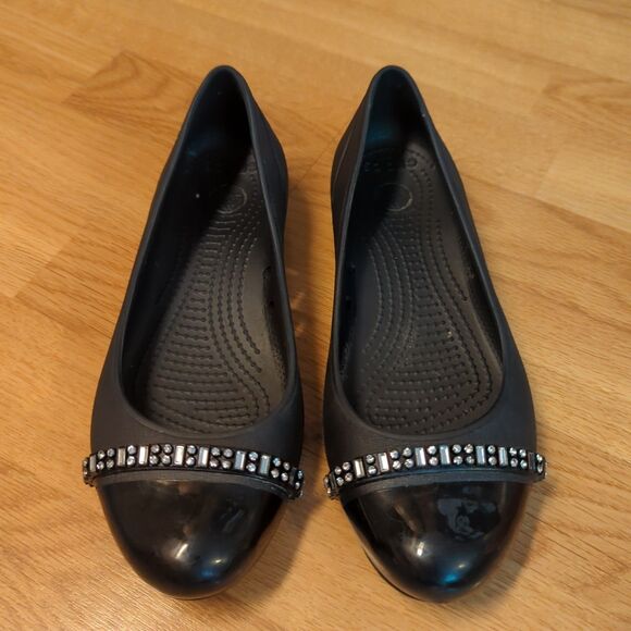 Crocs Cap Toe Ballet Flats Shoes Womens 6 Black Rhinestones Comfort Slip On - Picture 2 of 6